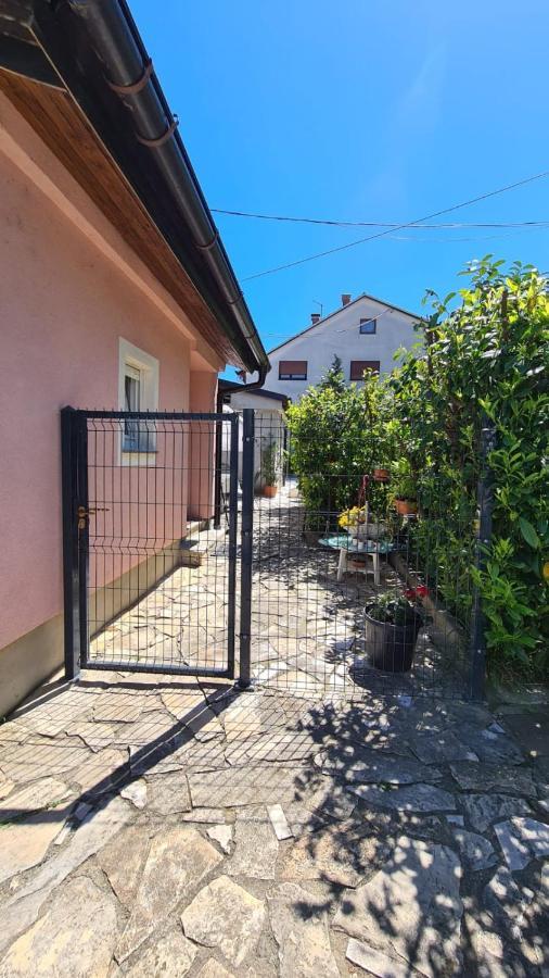 Ferienwohnung St Anthony'S House With Parking Zagreb Exterior foto